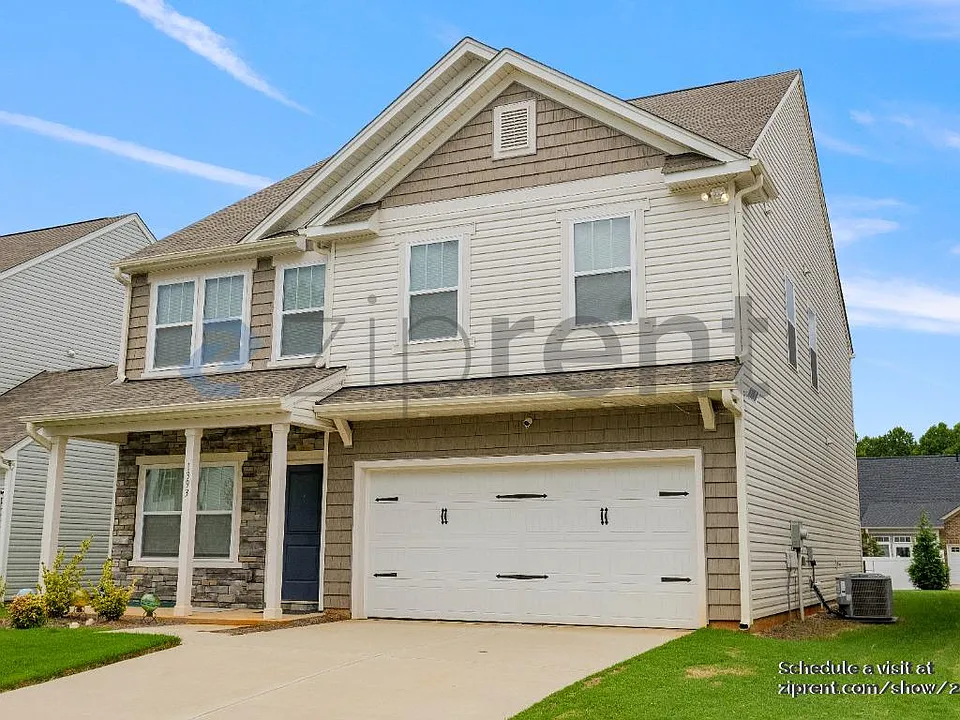 1393 Finwick Dr