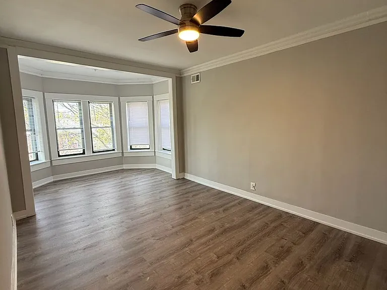 6517 N Newgard Ave #3C — Photo 4
