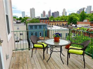 303 7th St APT 4, Jersey City, NJ 07302