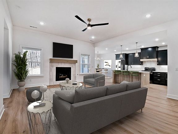 2nd image of 22 Islay Cir