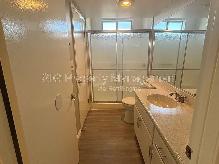 Laurel Canyon, 4500 — Photo 12