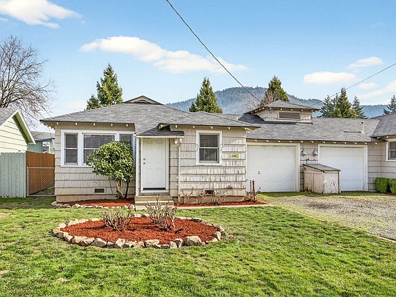 2nd image of 1595 Cloverlawn Dr