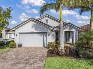 10009 SW Trumpet Tree Cir, Port Saint Lucie, FL 34987