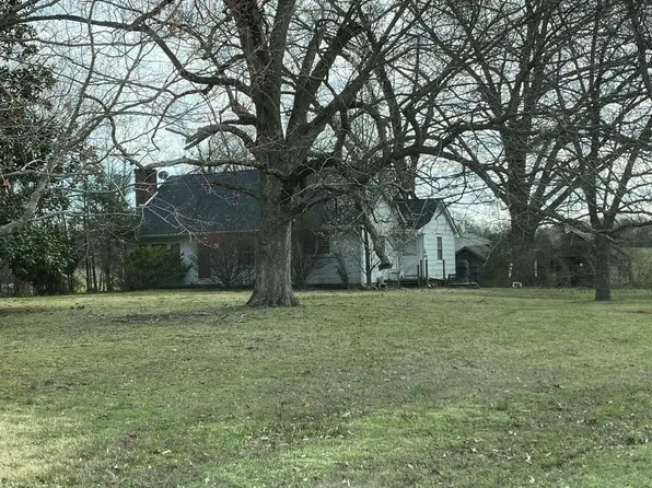 4177 Gum Flat Rd, Bells, TN 38006