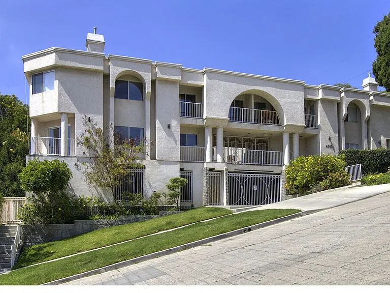 4003 Sunset Dr #8 — Photo 1