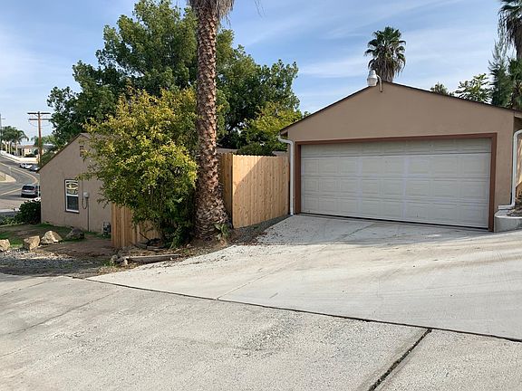 Garage- side entrance