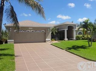 2527 SW 37th Ter, Cape Coral, FL 33914