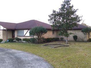 8005 Miller Dr, Hitchcock, TX 77563