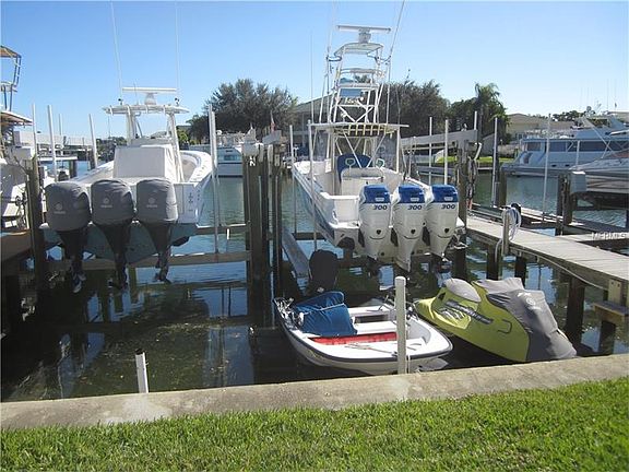 3rd image of 737 Pinellas Bayway S APT 105