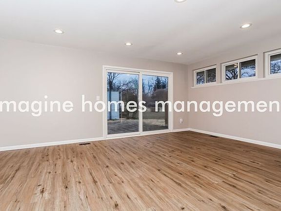 5th image of 10860 Carnegie Dr