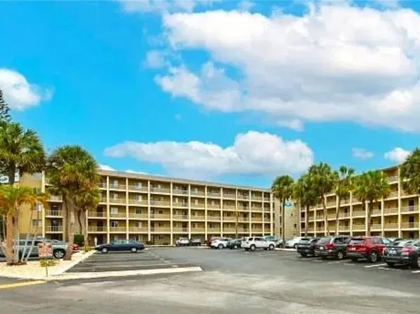 3917 LAKE BAYSHORE DRIVE #F-307, BRADENTON, FL 34205