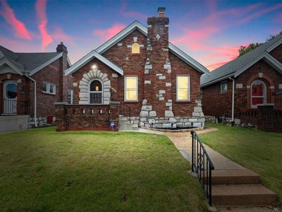5722 Chippewa St, Saint Louis, MO, 63109