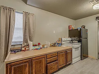 211 E French St #211 — Photo 5
