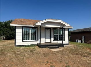 705 N Navajoe St, Altus, OK 73521