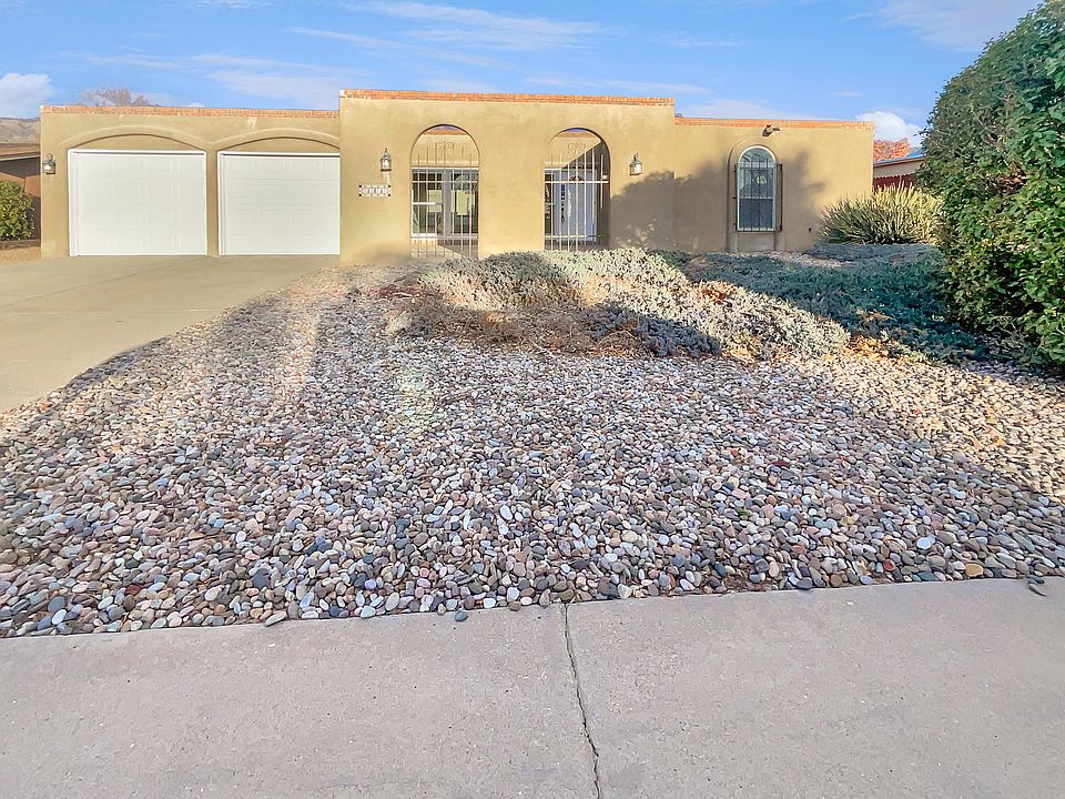 1st image of 5416 Noreen Dr NE
