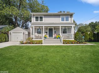 2497 Westbrook Dr, Franklin Park, IL
