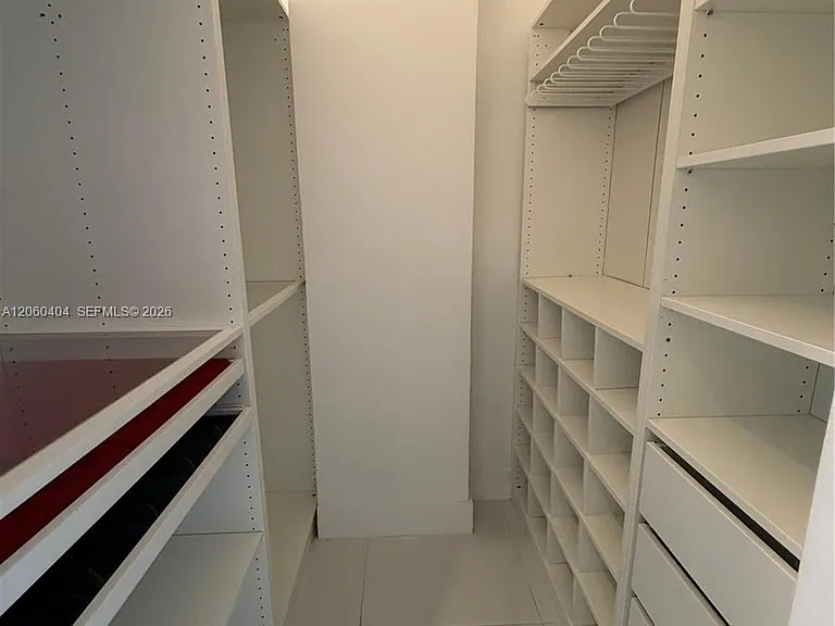 19390 Collins Ave #6 — Photo 9