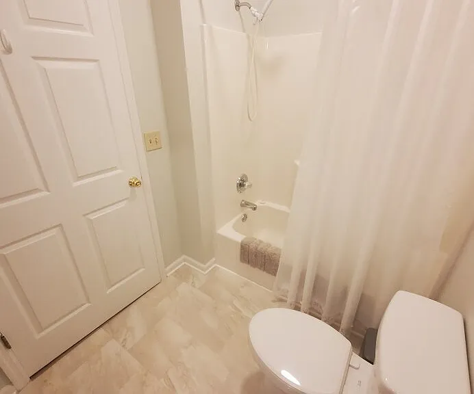 910 Churchill Xing — Photo 26