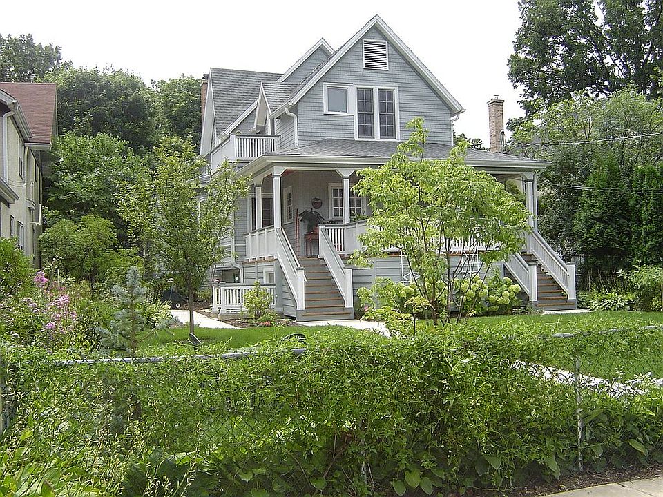 2nd image of 2603 Hartzell St