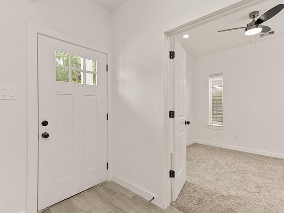 5th image of 4705 Idaho St