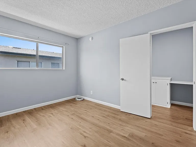 12717 Pacific Ave #7 — Photo 13