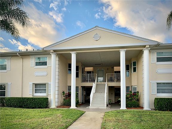 3rd image of 379 N Grove Isle Cir Unit 379