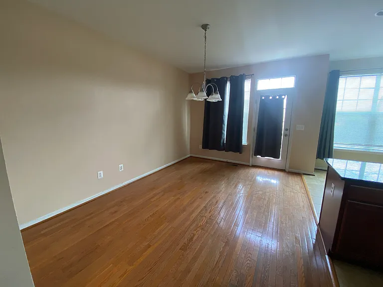 258 Woodstream Blvd — Photo 9