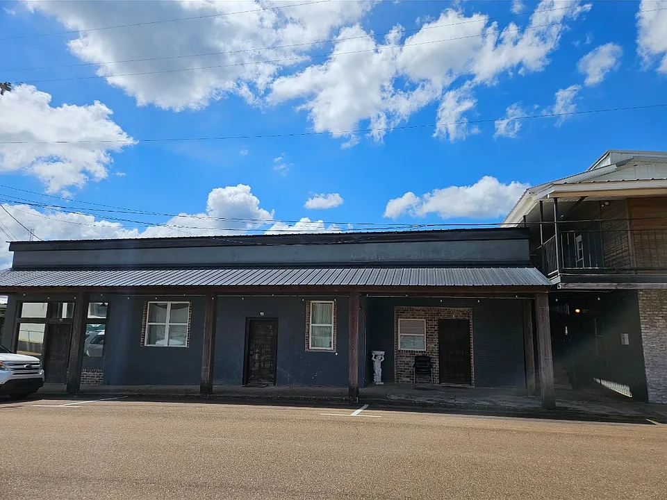 130 W Maud Ave #10