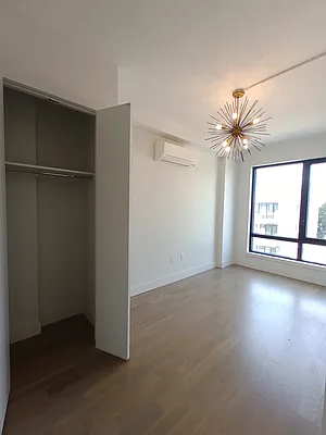 Rented by City Vista Inc | media 10