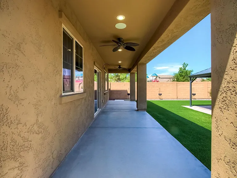 888 E Jacob St — Photo 34