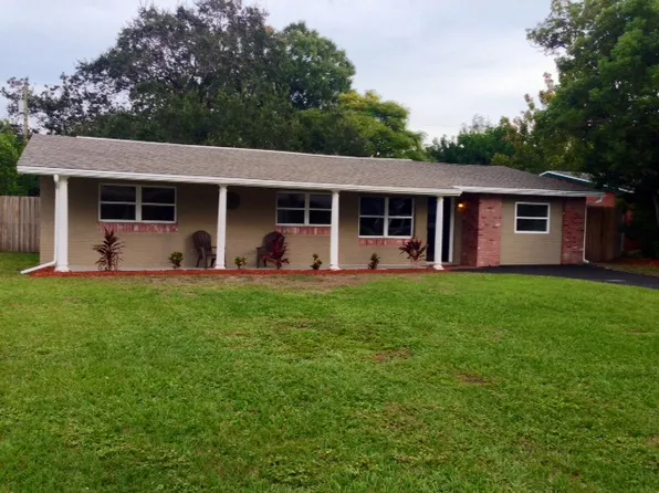 10837 109th St, Seminole, FL 33778