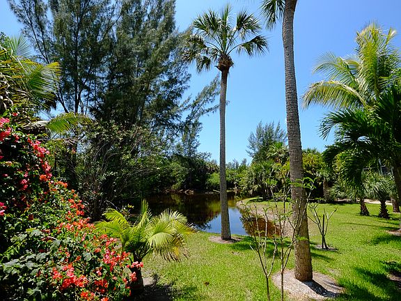 5th image of 2142 Egret Cir