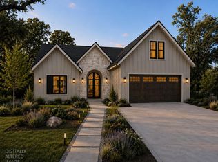 145 Colonial Dr, Auburn, CA 95603