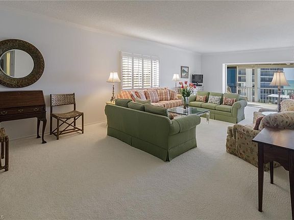 4th image of 3401 Gulf Shore Blvd N