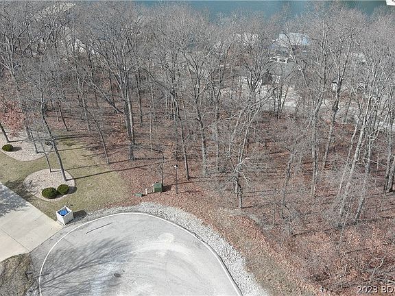 2nd image of 288 Palisades Dr