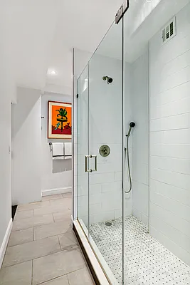 Sold by Compass | media 7