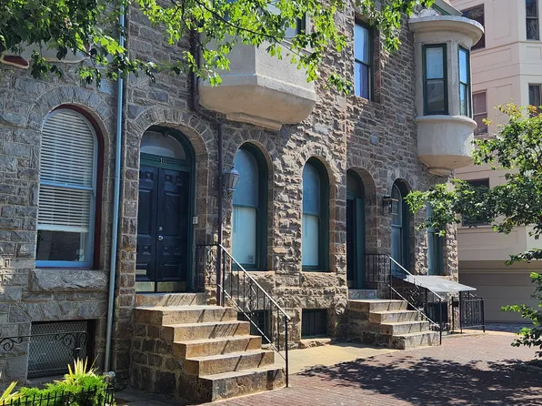 18 E Preston St APT 6, Baltimore, MD 21202