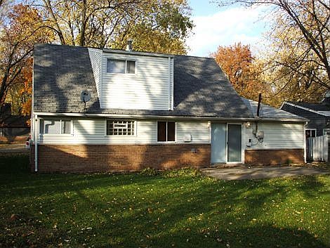 2nd image of 413 Westgate Dr
