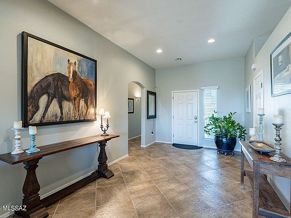 5th image of 734 E Blue Mesa Pl
