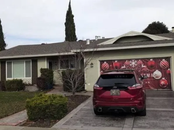 6719 Spruce Ln, Dublin, CA 94568