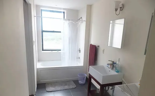 Rented by Oxford Property Group | media 24