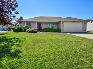 4024 Bald Eagle Dr, Manhattan, KS 66502