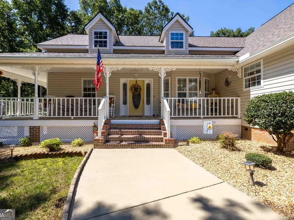 2851 Woodbriar Dr, Gainesville, GA 30506