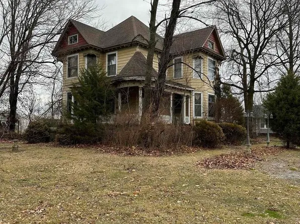 230 S Mulberry St, Du Quoin, IL 62832