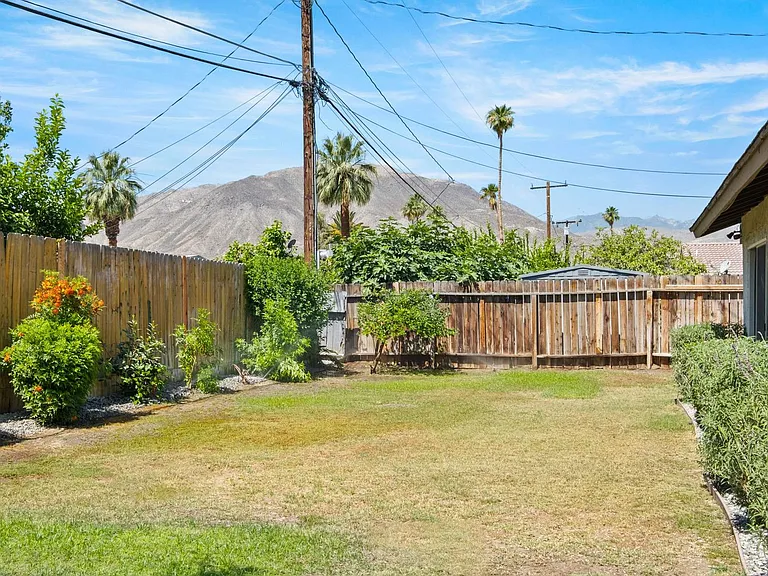 73425 San Nicholas Ave — Photo 31