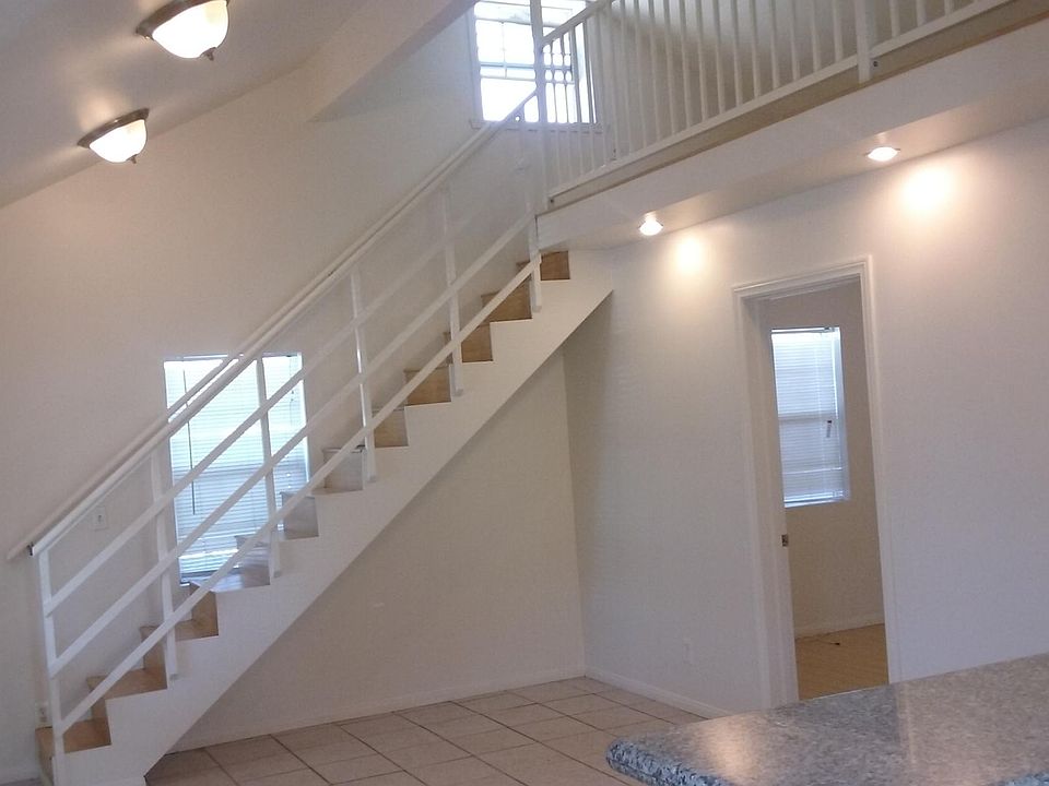 1st image of 9336 1/2 Valley Blvd