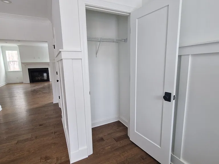 107 Spring View Ln — Photo 15