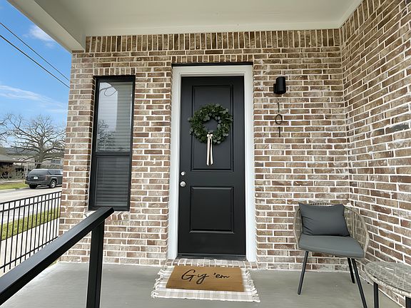 5th image of 201 Fairway Dr