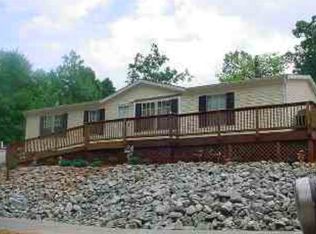 150 Ford Trl, Bracey, VA 23919