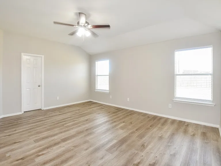 705 Orchid Blvd — Photo 10